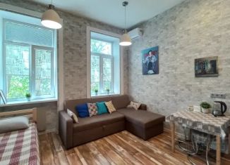 Сдам 1-комнатную квартиру, 30 м2, Крым, улица Пушкина, 16