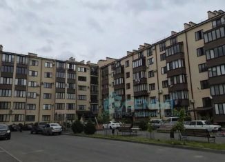 Продажа однокомнатной квартиры, 50 м2, Владикавказ, проспект Героев Отечества, 4