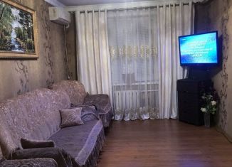 Сдам в аренду двухкомнатную квартиру, 56 м2, село Джалган, Дагестанская улица, 8