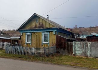 Продам дом, 36 м2, поселок городского типа Большая Ирба, Советская улица