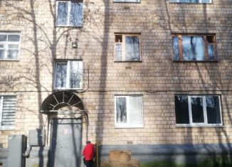 Двухкомнатная квартира на продажу, 43 м2, рабочий посёлок Правдинский, Степаньковское шоссе, 35