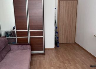 Продажа трехкомнатной квартиры, 87 м2, Екатеринбург, улица Калинина, 7, улица Калинина