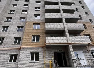 Продается 2-комнатная квартира, 59.2 м2, Тамбовская область, Кавказская улица, 1Б