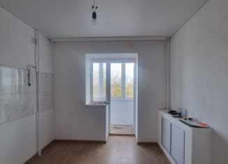 Продажа 2-ком. квартиры, 50 м2, Белореченск, улица Толстого, 140