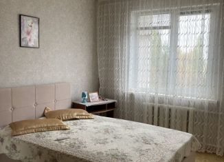 Продаю 3-комнатную квартиру, 58 м2, Татарстан, улица Татарстан, 9