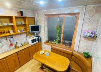 Продается 2-ком. квартира, 53 м2, Саратов, Песочная улица, 4, Ленинский район