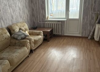 Аренда 3-ком. квартиры, 70 м2, Орёл, улица 8 Марта