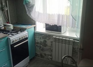 Сдам в аренду 3-ком. квартиру, 60 м2, Челябинск, улица Кирова, 19А