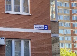 Продается 3-комнатная квартира, 87.2 м2, поселок Знамя Октября, микрорайон Родники, 3