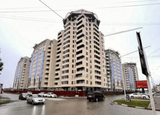 Продается 3-комнатная квартира, 86 м2, Чечня, улица Хамзата У. Орзамиева, 3