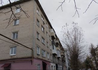 Продам трехкомнатную квартиру, 423 м2, Балахна, проспект Дзержинского