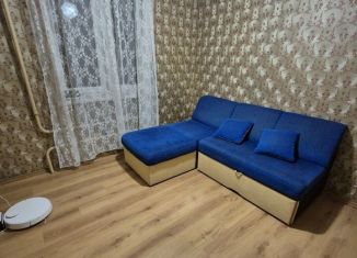 Сдается 2-ком. квартира, 63 м2, Черняховск, Российская улица, 13к1