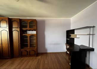 Продажа 2-комнатной квартиры, 55 м2, Батайск, улица Кулагина, 73