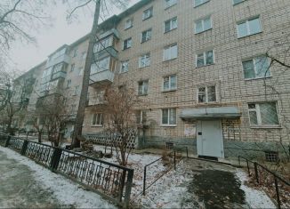 Продается 1-ком. квартира, 31 м2, Екатеринбург, метро Геологическая, улица Коминтерна, 7