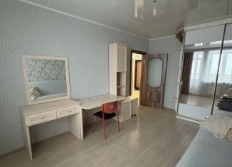 Сдается в аренду 1-комнатная квартира, 40 м2, Омск, улица Крупской