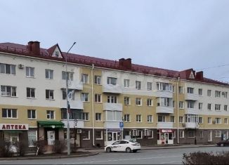 Продается 3-ком. квартира, 56 м2, Тюменская область, улица Карла Маркса, 53