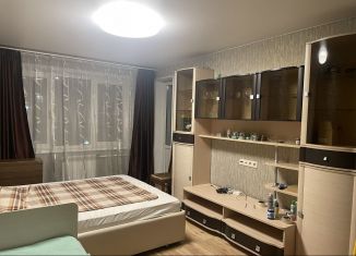 Сдам в аренду 2-комнатную квартиру, 50 м2, Электросталь, улица 8 Марта, 43А