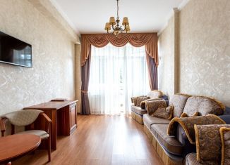 Сдаю 2-ком. квартиру, 55 м2, Сочи, улица Кирова, 23