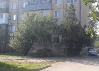 Сдаю в аренду 1-комнатную квартиру, 30 м2, Темрюк, улица Ленина, 96