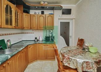 Продам 3-ком. квартиру, 98 м2, Севастополь, Скалистая улица, 39А