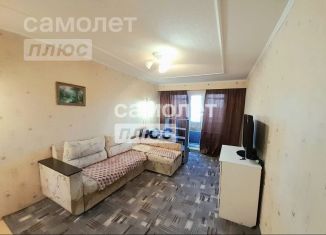 Сдаю в аренду 1-ком. квартиру, 30 м2, Златоуст, 3-й микрорайон проспекта имени Ю.А. Гагарина, 8