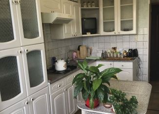 2-ком. квартира в аренду, 52 м2, Калужская область, улица Аксёнова, 14