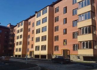 Продам 1-комнатную квартиру, 36 м2, Владикавказ, улица Курсантов-Кировцев, 13В