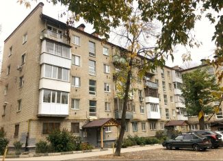 Однокомнатная квартира на продажу, 31 м2, Саратов, площадь имени Г.К. Орджоникидзе, 9