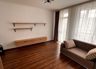 Продам 1-ком. квартиру, 42 м2, Симферополь, улица Лексина, 74