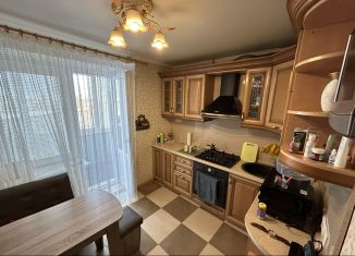 Сдается 3-ком. квартира, 85 м2, Ставрополь, улица Васильева, 51