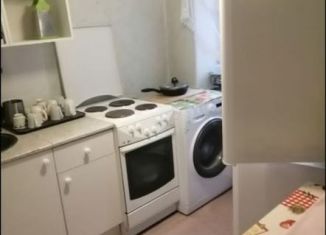 Сдается в аренду 3-ком. квартира, 60 м2, Новосибирск, улица Иванова, 45, Советский район