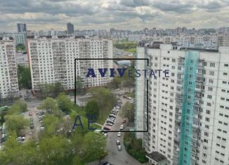 Продается 4-комнатная квартира, 135.7 м2, Москва, улица Покрышкина, 3, метро Озёрная