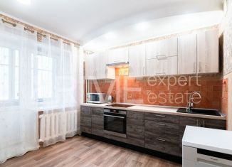 Продам 1-комнатную квартиру, 46 м2, Омск, Осоавиахимовская улица, 2