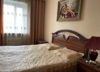 Сдаю 2-ком. квартиру, 60 м2, Ростов-на-Дону, улица Текучёва, 112