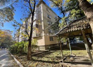 Продается 2-комнатная квартира, 36 м2, Симферополь, улица Спера, 6