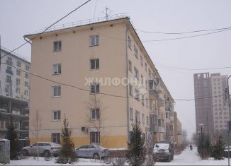 Продам двухкомнатную квартиру, 44 м2, Новосибирск, улица Урицкого, 4, метро Площадь Гарина-Михайловского