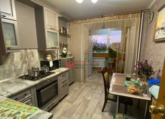 Продается 2-ком. квартира, 52 м2, Старый Оскол, микрорайон Углы, 2