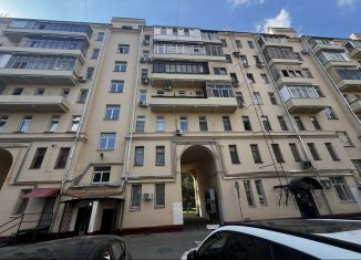 Продается четырехкомнатная квартира, 143 м2, Москва, 6-й Рощинский проезд, 1, метро Тульская