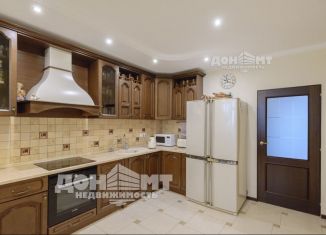 Продам 3-комнатную квартиру, 100 м2, Ростов-на-Дону, Советский район, улица Малиновского, 66/1