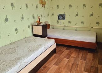 Продается двухкомнатная квартира, 41 м2, Губаха, проспект Ленина, 47А