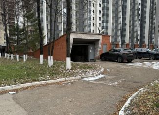 Сдается гараж, 18 м2, Казань, Вахитовский район, улица Зинина, 20