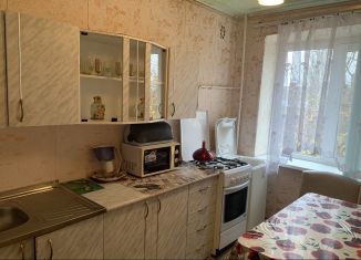 Сдам 2-комнатную квартиру, 48 м2, Темрюк, улица Ленина, 88