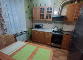 Сдам 2-ком. квартиру, 51 м2, Смоленск, улица Рыленкова, 85