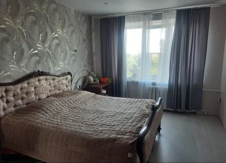 Продажа 3-ком. квартиры, 63 м2, Азов, Инзенская улица, 7