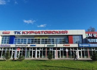 Продаю помещение свободного назначения, 880 м2, Обнинск, улица Курчатова, 31А