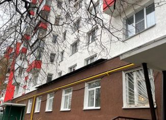 Продаю 2-ком. квартиру, 50 м2, Челябинск, Комсомольский проспект, 52, Курчатовский район