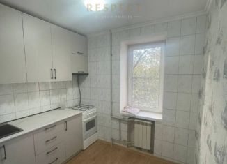 Продается 1-ком. квартира, 35 м2, Ставропольский край, Стеклозаводская улица, 8