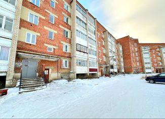 Продается 3-ком. квартира, 69.5 м2, Верхний Уфалей, улица Чекасина, 7