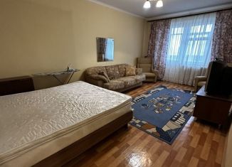 Аренда 3-комнатной квартиры, 72 м2, Нижнекамск, проспект Мира, 58