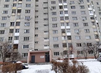 Продаю 1-комнатную квартиру, 35.3 м2, Курган, 6-й микрорайон, 32